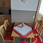 Nageler Lejlighed *